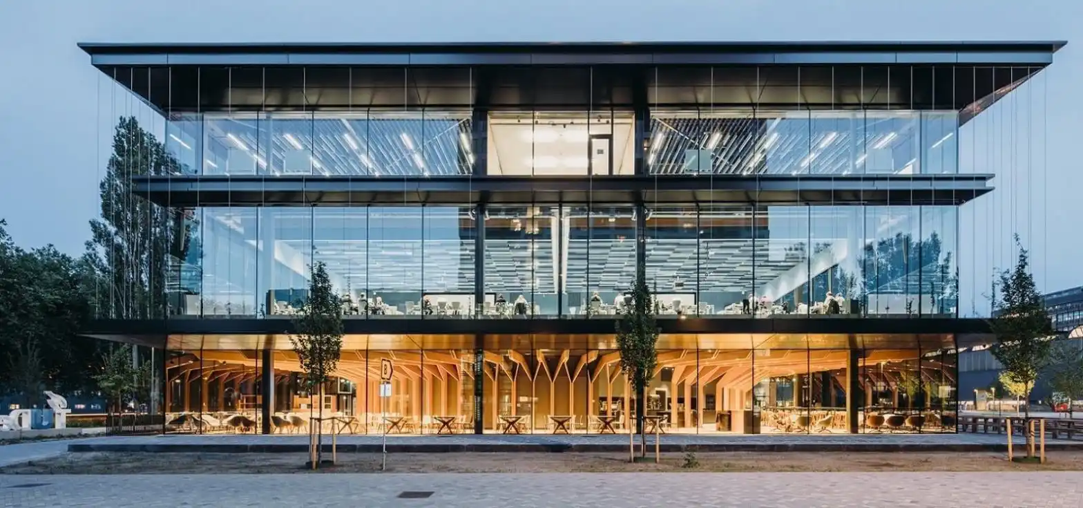 نمای شیشه ای