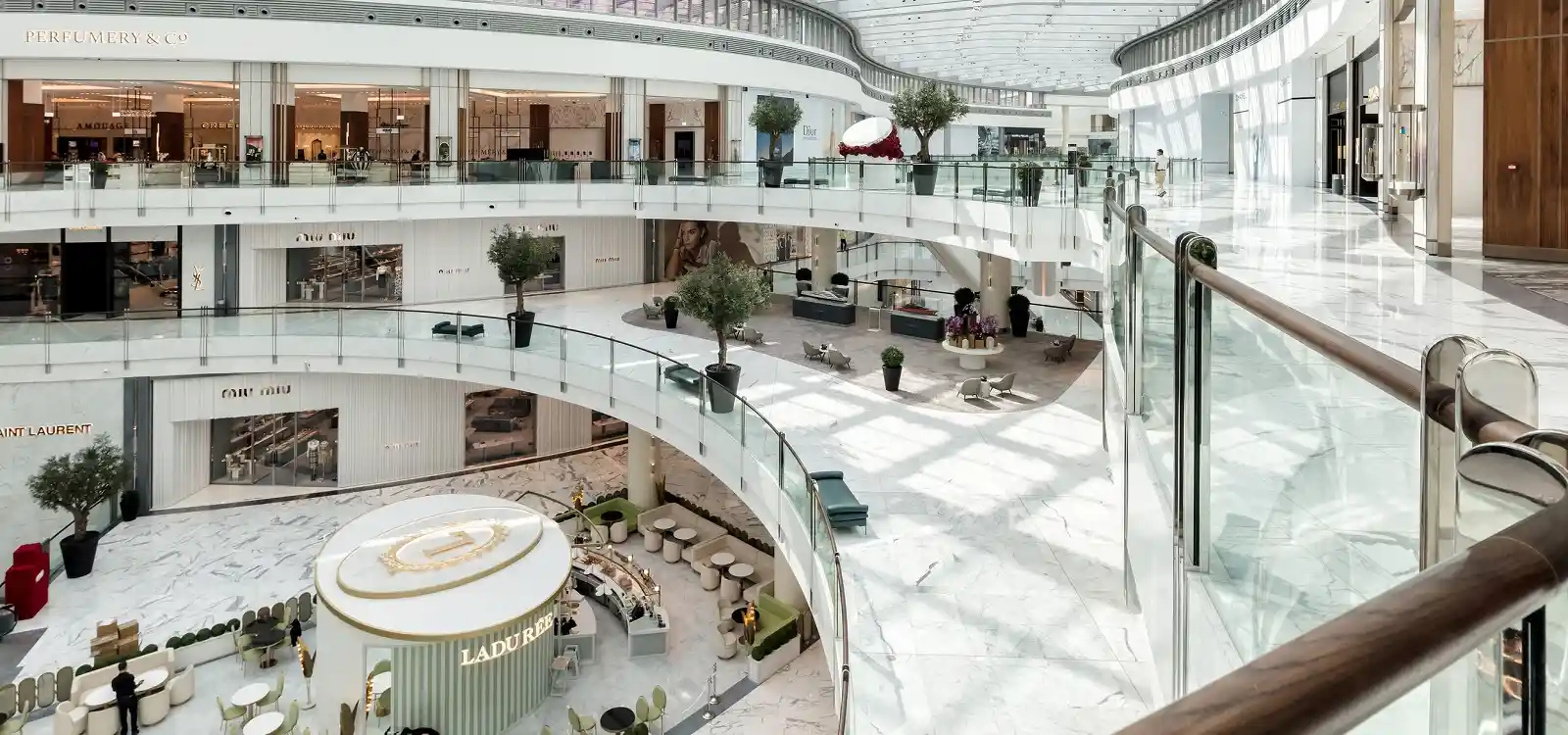 طراحی داخلی مرکز خرید